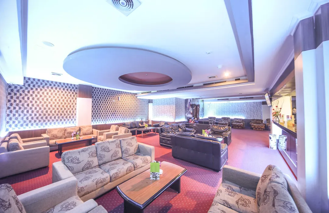 New Hollywood Hotel-1